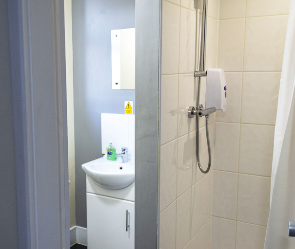 Bathroom 3, Lymedale Suites, Staffordshire