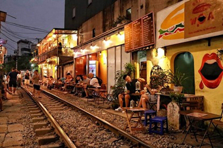 Food & Drinks 5, Dollar Homestay & Travel, Hoàn Kiếm