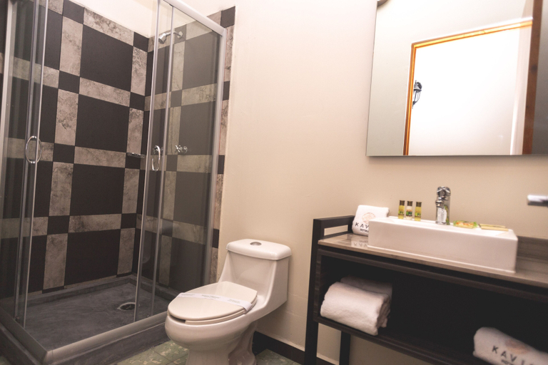 Bathroom 5, Hotel La Nacional by Kavia, Mérida