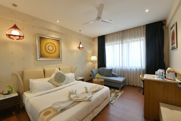 Bedroom 3, Hotel Pal Heights Mantra, Khordha