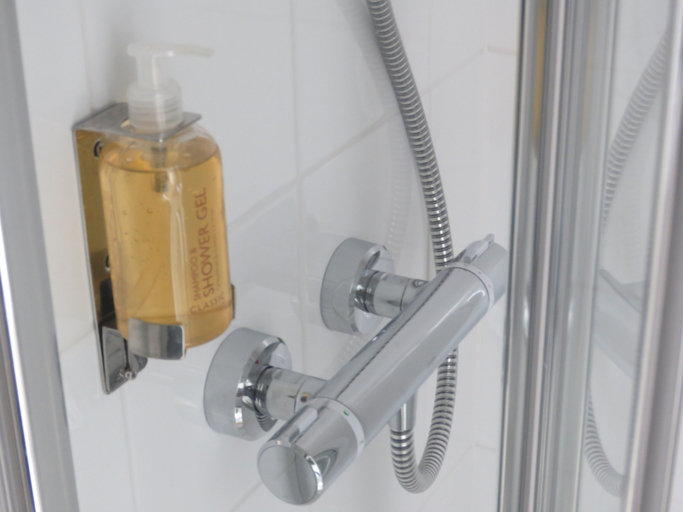 Bathroom 5, The Old Post House B&B, Cornwall