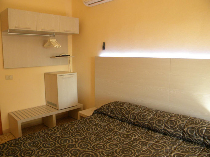 Bedroom 4, Hotel La Rosa del Tirreno, Livorno