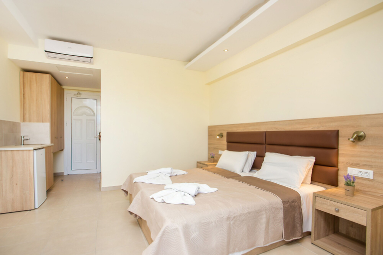 Bedroom 5, Billy's Studios, South Aegean