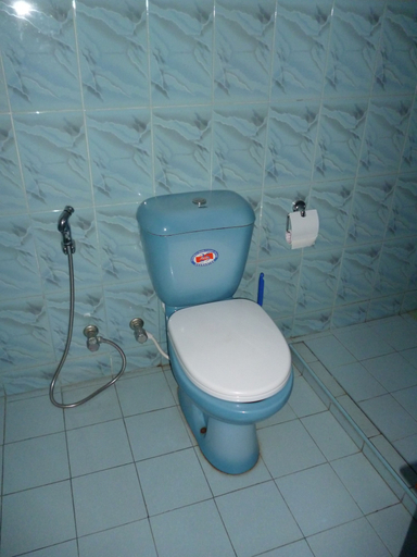 Bathroom 5, Ocean View Cottage, Hikkaduwa