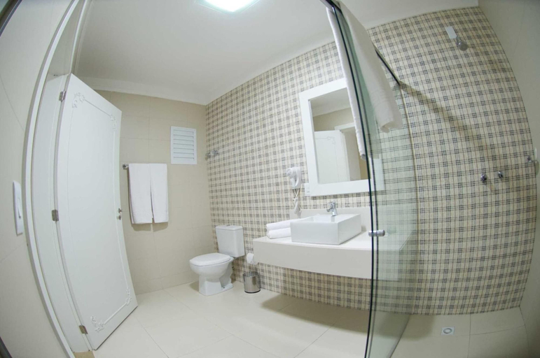 Bathroom 5, Hotel Oma Zita, Forquilhinha
