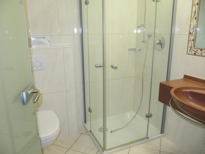 Bathroom 4, Hotel Bechlwirt, Kitzbühel