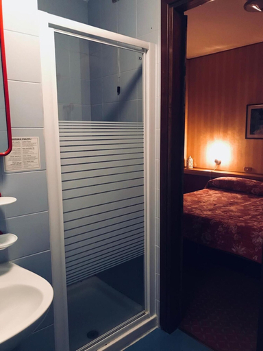 Bathroom 4, Hotel Al Sole - Preganziol, Treviso