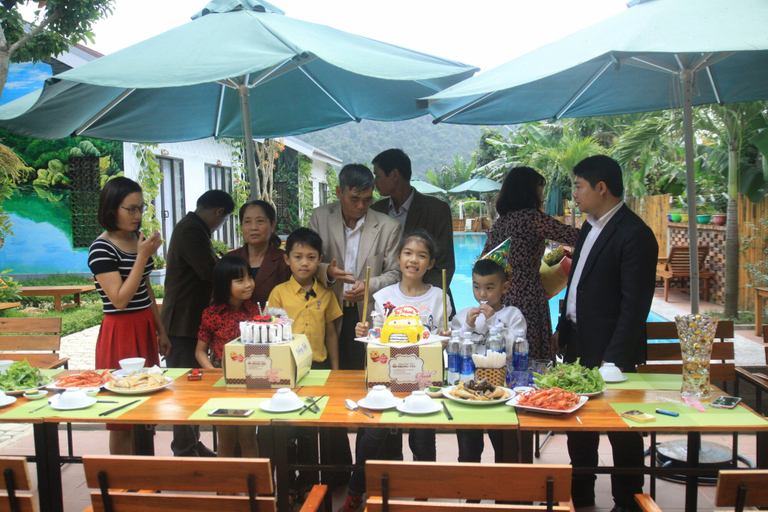 Food & Drinks 5, Commander Lodge, Bố Trạch