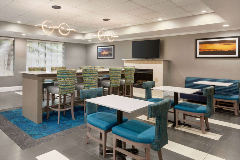 Food & Drinks 5, La Quinta Inn & Suites by Wyndham Dublin, Laurens