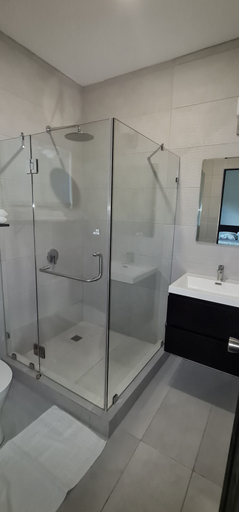 Bathroom 4, Hotel Green, Garabito