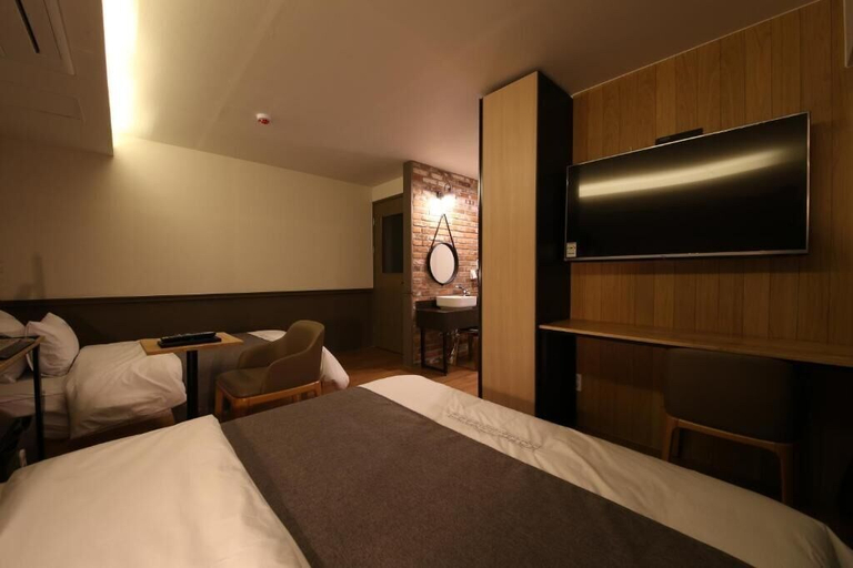 Bedroom 2, Hotel Chicago, Changwon