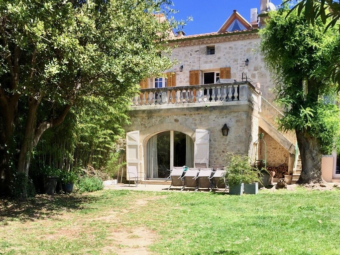 Exterior & Views 2, Clos de la Colombe, Hérault