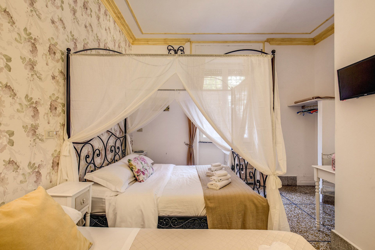 Bedroom 3, Bbdelux - Colosseo12, Rome