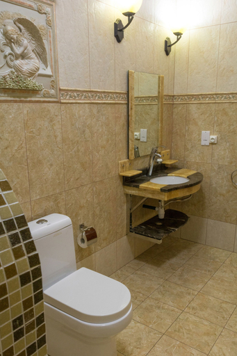 Bathroom, Blue Pearl Villa, Black River