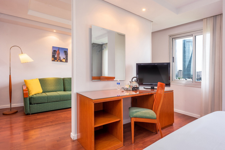 Bedroom 4, Hotel Madrid Chamartín Affiliated by Meliá, Madrid