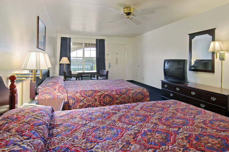 Bedroom 2, Quality Inn & Suites Greenville, Hunt