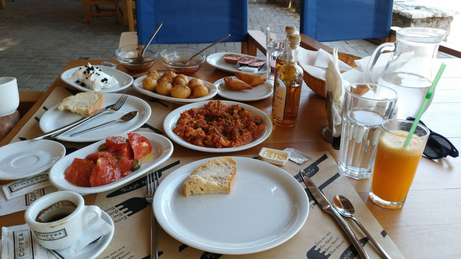 Food & Drinks 5, Stavento Apartments, West Greece