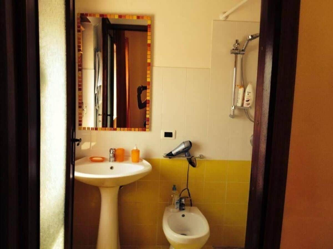 Bathroom 5, La Terrazza Sul Mar Mediterraneo, Trapani