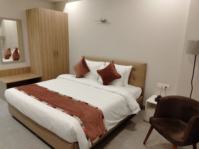 Bedroom 2, ROSASTAYS Gurugram Sec 31, Gurgaon