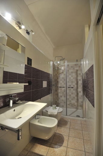 Bathroom 5, Quarantadue Quindici, Campobasso