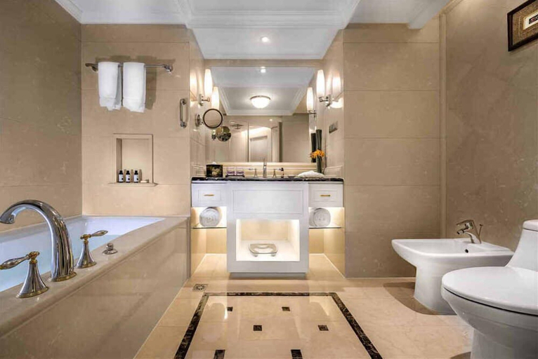 Bathroom 4, Kunming Green Lake Hotel, Kunming