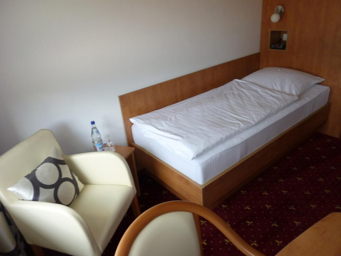 Bedroom 4, Hotel Restaurant Haus Waldesruh, Rhein-Hunsrück-Kreis