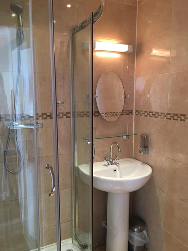 Bathroom 3, Lansdowne Hotel, East Sussex