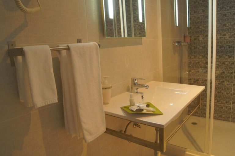 Bathroom, Palace Hotel & Spa Termas de S. Tiago, Penamacor