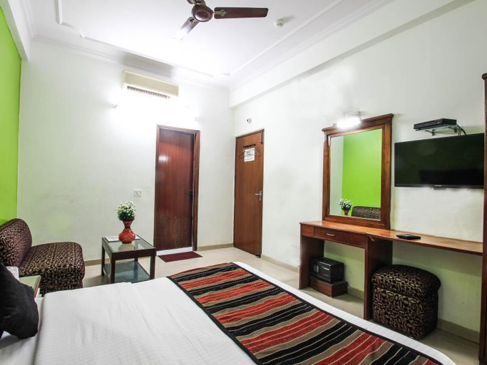 Bedroom 3, Hotel Pallvi Palace, Delhi