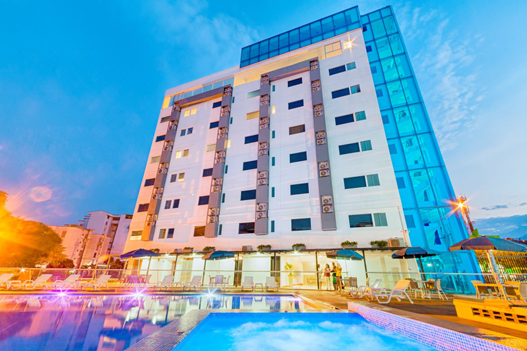 Exterior & Views 2, Hotel Blue 66, Santiago de Cali