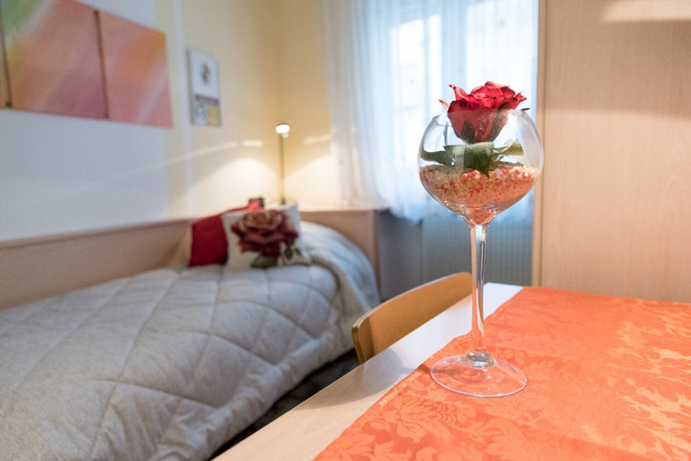 Bedroom 5, B&B Delle Rose, Treviso