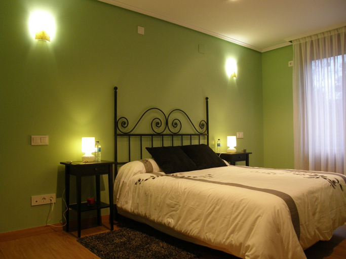 Bedroom 2, Mendi Alai, Vizcaya