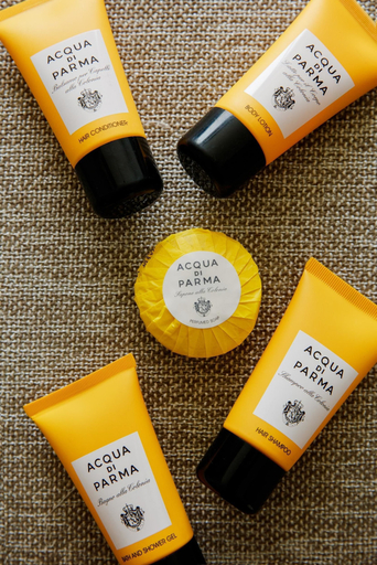 Bathroom amenities, Fantastay Marina Gate Tower, Dubai