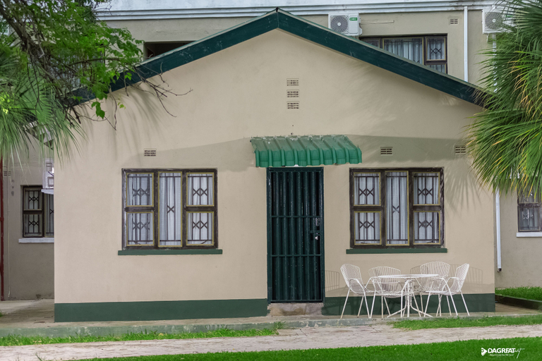 Exterior & Views 2, Tamarind Holiday and conference Resort, Kariba