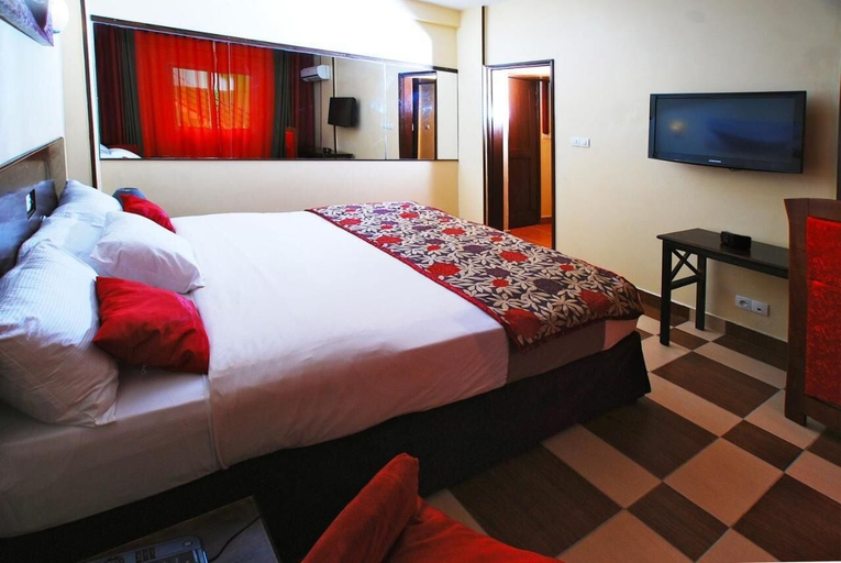 Bedroom 2, YaahoT Hotel, Mfoundi