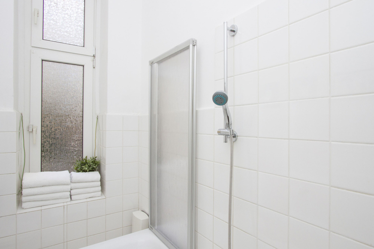 Bathroom 4, Primeflats - Apartment in Pankow, Berlin