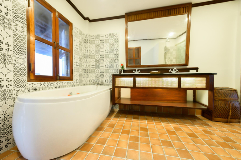 Bathroom 4, Villa Deux Rivières Hotel, Luang Prabang