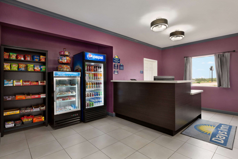 Food & Drinks 5, Days Inn by Wyndham Odessa, Ector