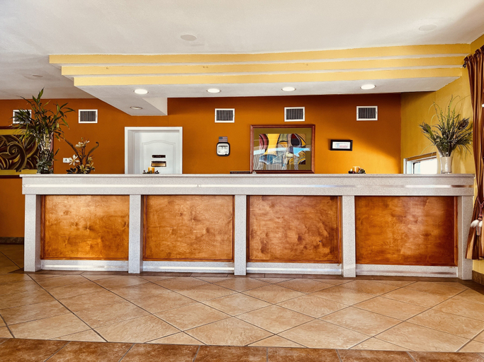 Others 5, Econo Lodge Del Rio, Val Verde