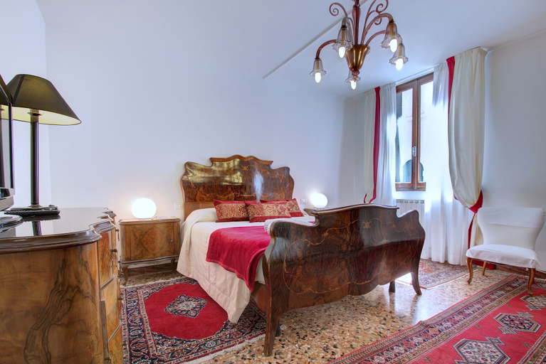 Bedroom 2, REMIGIO Marco-canal, Venezia