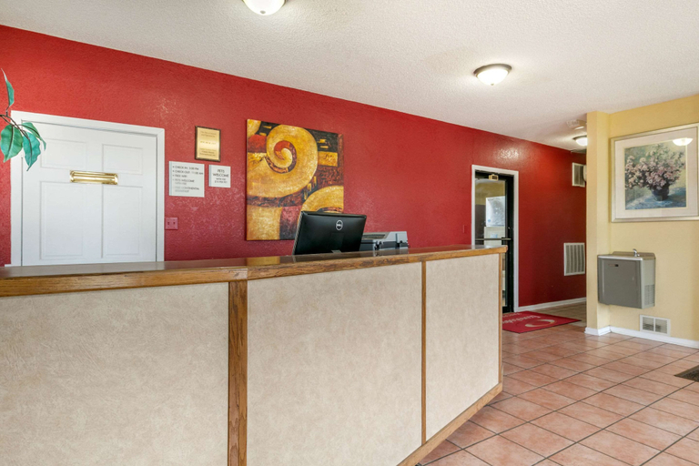 Others 5, Econo Lodge Jonesboro, Craighead