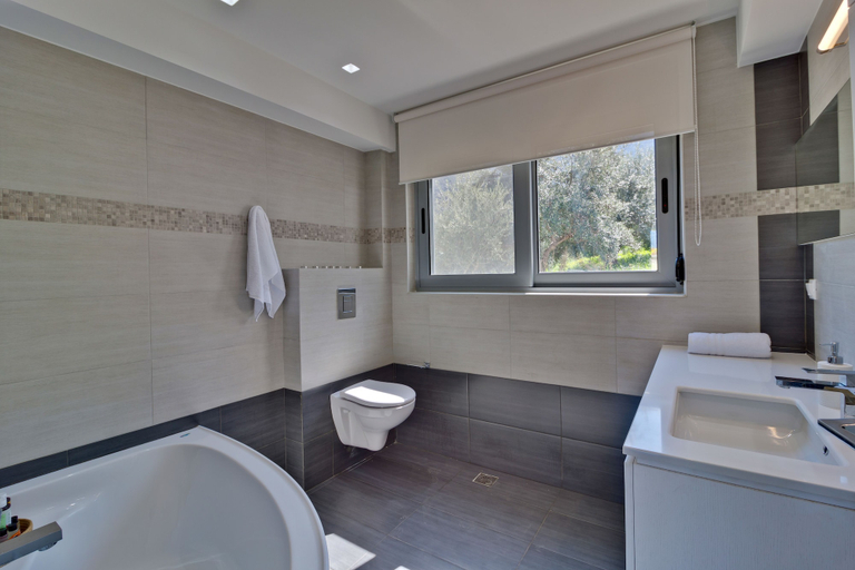 Bathroom 3, Asterios Villa, Crete