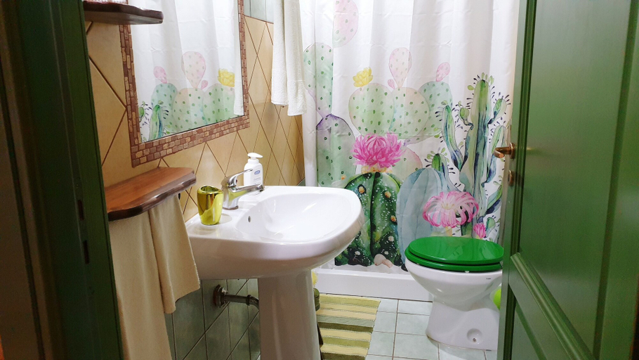 Bathroom 4, Agriturismo Duca Di San Martino, Trapani
