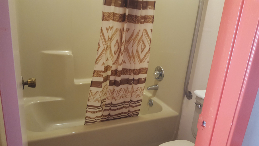 Bathroom 4, Hotel Breckenridge, Stephens