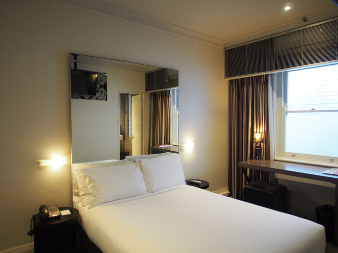Bedroom 3, Kirketon Hotel Sydney, Sydney