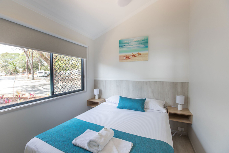 Bedroom 2, Jacobs Well Tourist Park, Gold Coast