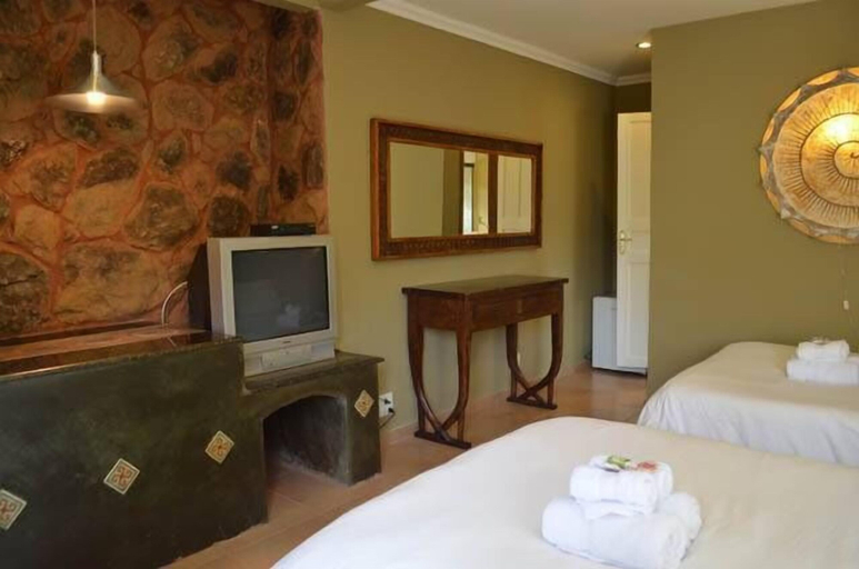 Bedroom 4, Pousada Papyrus, Tiradentes