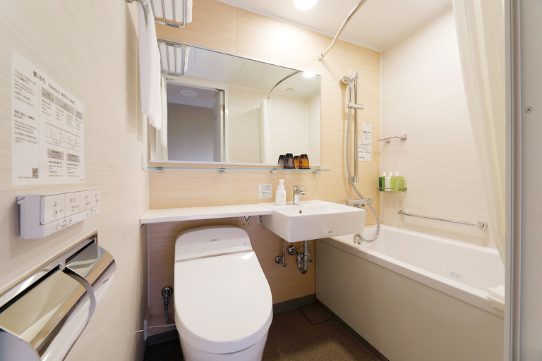 Bathroom 5, Daiwa Roynet Hotel Nara Natural Hot Springs, Nara