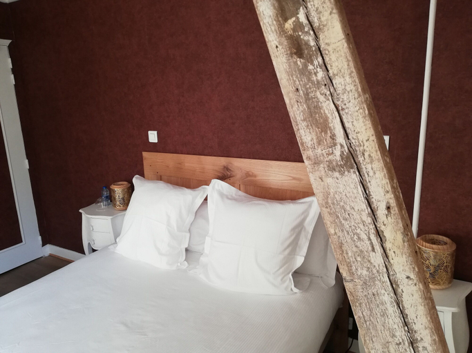 Bedroom 4, Moulin d'Orgeval, Yvelines