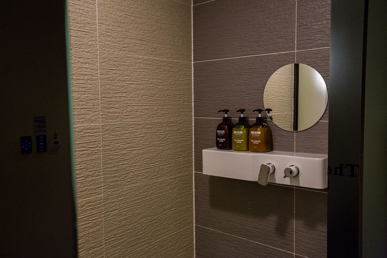 Bathroom 3, The Zenith Hotel, Gimhae